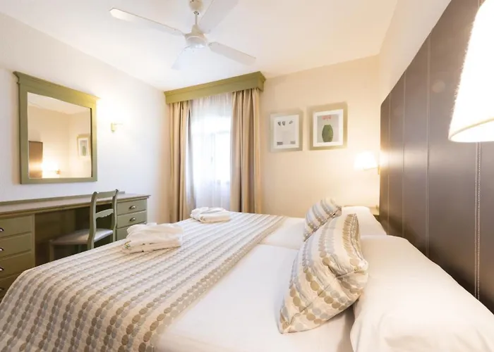 Hd パルケ クリストバル テネリフェ ホテル 3*